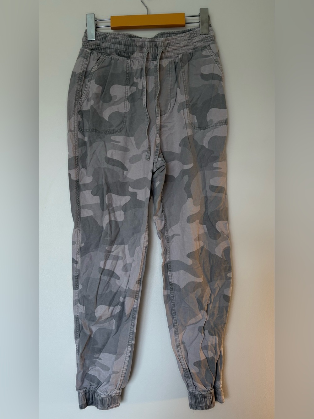 Hollister Gray Camo Jogger Pants